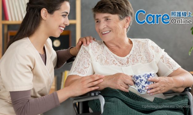 2021世界骨質疏鬆日呼籲「防疫」更要「防意外」 疫情降級更應嚴守骨鬆三防 千萬別因骨折讓病情警戒「升級」！