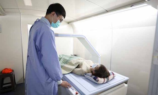 髖部骨折一年死亡率竟比癌症高！骨鬆潛藏的致命危機 2022世界骨鬆日呼籲為骨骼健康採取行動 「骨鬆早篩檢 骨折不出現」