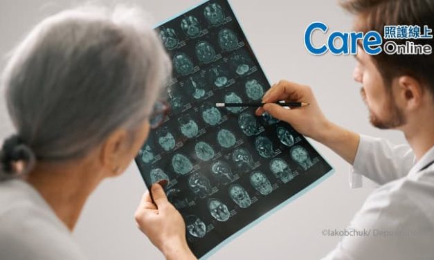 聽損增加失智風險！醫分析有4影響機制　「聽力X失智白皮書」盼提升認知