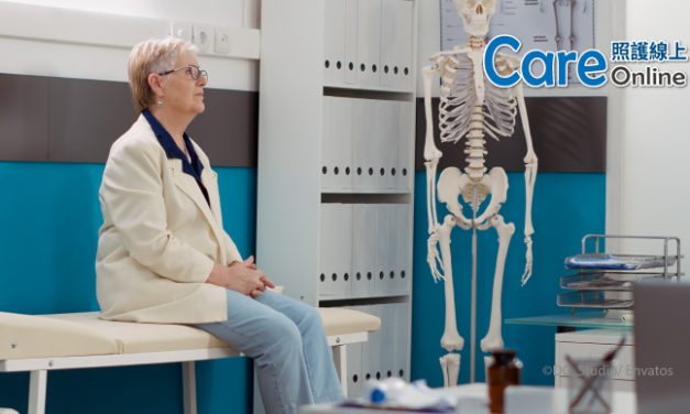 下背痛可能是骨質疏鬆所致！「這些」症狀都是警訊應及早就醫